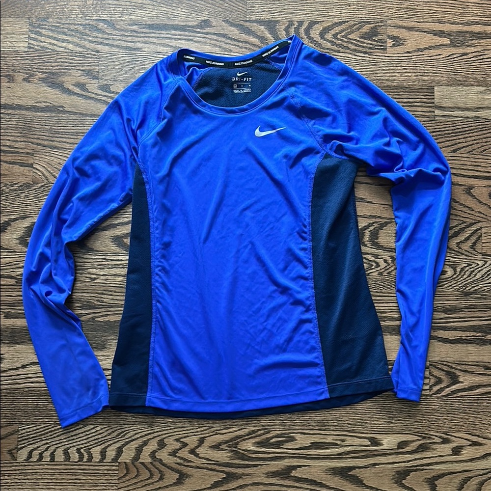 Nike Women's Long-Sleeve Dri-Fit Performance Top Royal Blue M